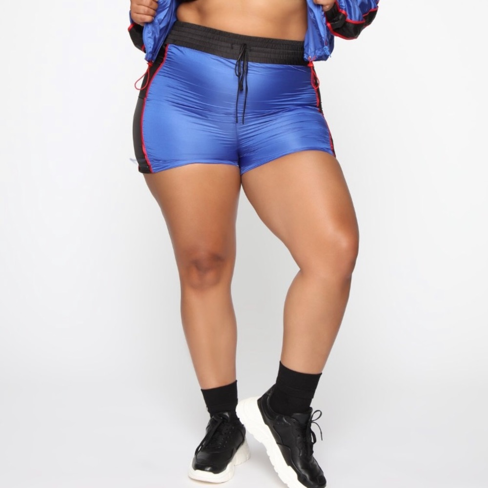 Fashion Nova Windbreaker Shorts NWT